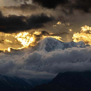 Dusk with the clouds and the sun playing along